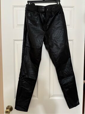 WHBM The Skinny Black Skinny Jeans Sz 10.